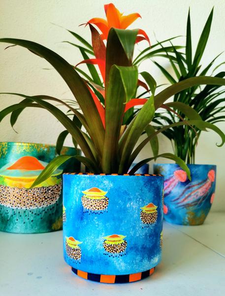 Macetero Medusas Huevo.